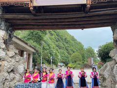 -高荡千年布依古寨旅游景区