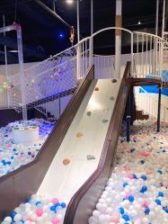 -塔塔王国·主题儿童游乐园(奥城商业广场店)