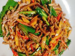 酸笋炒牛肉卷饼-云上千禾(水上店)