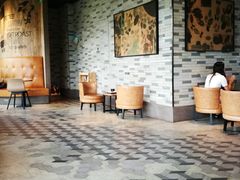 -星巴克臻选(湖滨道店)
