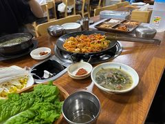 -城山辣炒黑猪肉