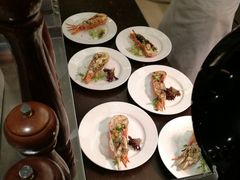 -圣丰索菲特·2 On 988 Café 自助餐厅