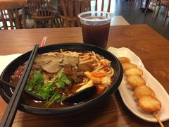 -鑫花溪牛肉米粉(凤凰街创始总店)