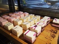 -阪尚皇·原切牛排·烤肉火锅自助(北京路店)