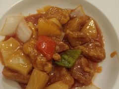 鲜果咕噜肉-厦门朗豪酒店 · 明阁中餐厅