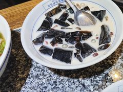 -湘下佬·老长沙吃货铺(酃湖万达店)