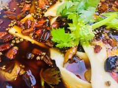 -晓彭肥肠鸡·泡椒鸡火锅(水木天地店)