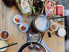 -阿婆情腊排骨火锅(金虹路店)