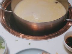 -洪氏嗨捞·猪肚鸡火锅(阳光天地店)