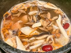 -芸山季·云南山珍菌火锅(人民广场来福士店)