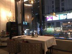 -斯普汇生蚝牛排馆(中骏世界城店)