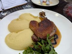 鸭腿配土豆泥-LA MAISON公鸡和龙(蛇口店)