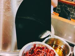 -大锅小灶地锅鸡地锅鱼(九华山路店)