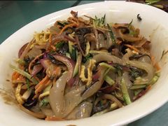五彩大拉皮-品味居·首店·大连鲜活海鲜大连菜(东港店)