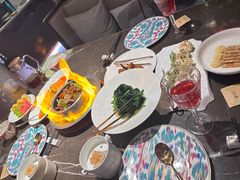 -海派悦庭·海胆烧麦·新融合菜(凯德广场店)