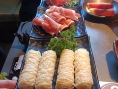-湊湊火锅·茶憩(杭州湖滨银泰in77店)