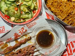 -老表记广西宵夜螺蛳鸭脚煲(东盟店)