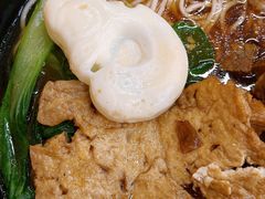 白玉猪龙蛋-辽宁省博物馆观众餐厅