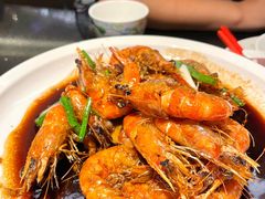 油爆基围虾-老头儿油爆虾·知味杭州(爱琴海购物中心)
