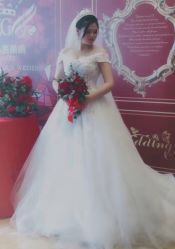 点击看大图 -觅白婚纱礼服馆