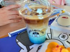 -抱抱地球咖啡馆(国家海洋博物馆店)