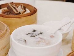 -影汇之星8字形摩天轮