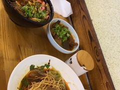 -碗里捞川渝特色面(沙河玖耀里店)