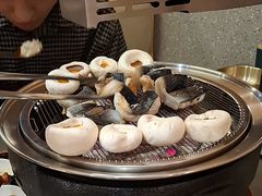 -围炉肉舍•炭烤活鳗•丹东海鲜烤肉(步行街店)