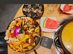 -一朵菌·野生菌探索家火锅(南亚店)