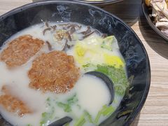 -渔米丰·广府鱼汤米线(光明广场店)