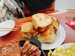 -宝瑞门钉肉饼店