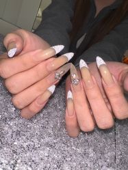 -171 Naillife
