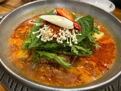 -喇喇排骨火锅·传统韩式脊骨汤(望京西园总店)