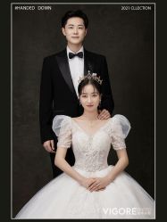 -雪中彩影婚纱摄影·微光艺术中心