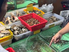 -拉威海鲜市场