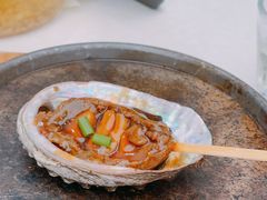 石锅大鲍鱼-品海楼·大连海胆锅贴馆(东港店)