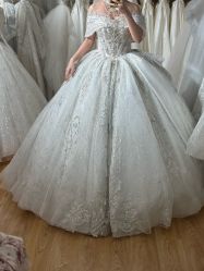 -厦门苏迪尔婚纱礼服批发零售/男装定制