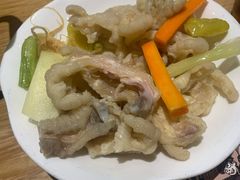 泡椒凤爪-小鱼小牛·鱼牛干锅·脆鱼火锅(世欧广场店)