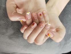 -Meet Nail 美睫·美甲