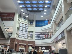 -燕莎奥特莱斯购物中心