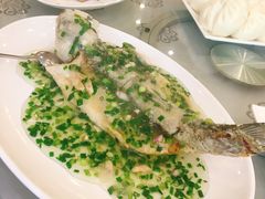 特色葱油飞鱼-岭南海晏楼(东晓南店)