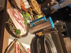 -草家酱蟹炭火烤肉店(珲春南路一店)