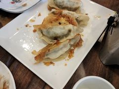 -今鲜源酒店·海鲜锅贴青岛菜(新湛路店)