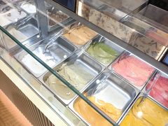 -VENCHI 闻绮(上海佛罗伦萨小镇店)