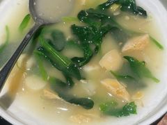 -耶里夏丽·丝路国际新疆菜·清真食品(徐汇南丹东路臻选店)