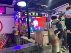 -马路牙子烧烤音乐酒馆(望京店)