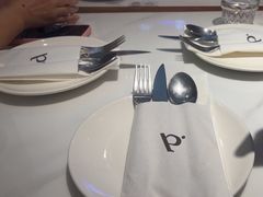 -Mark&Mars Restaurant