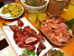 -老滇山寨•云南特色菜•地方菜•民族风情歌舞表演(金碧店)