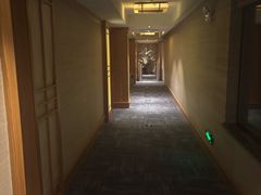 -浅水汤温泉(人民东路店)