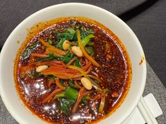 -艳阳天民俗村(公园路店)